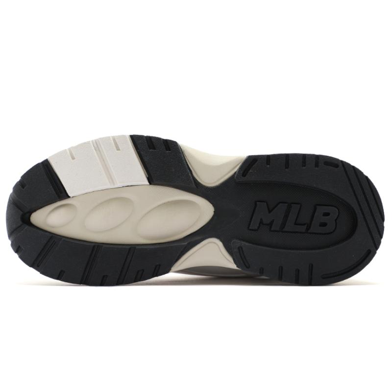 MLB Big Ball Chunky Cushioning Height Increasing Low-Top Chunky Sneakers Unisex Black Sneakers 3ASHC3S1N-50BKS