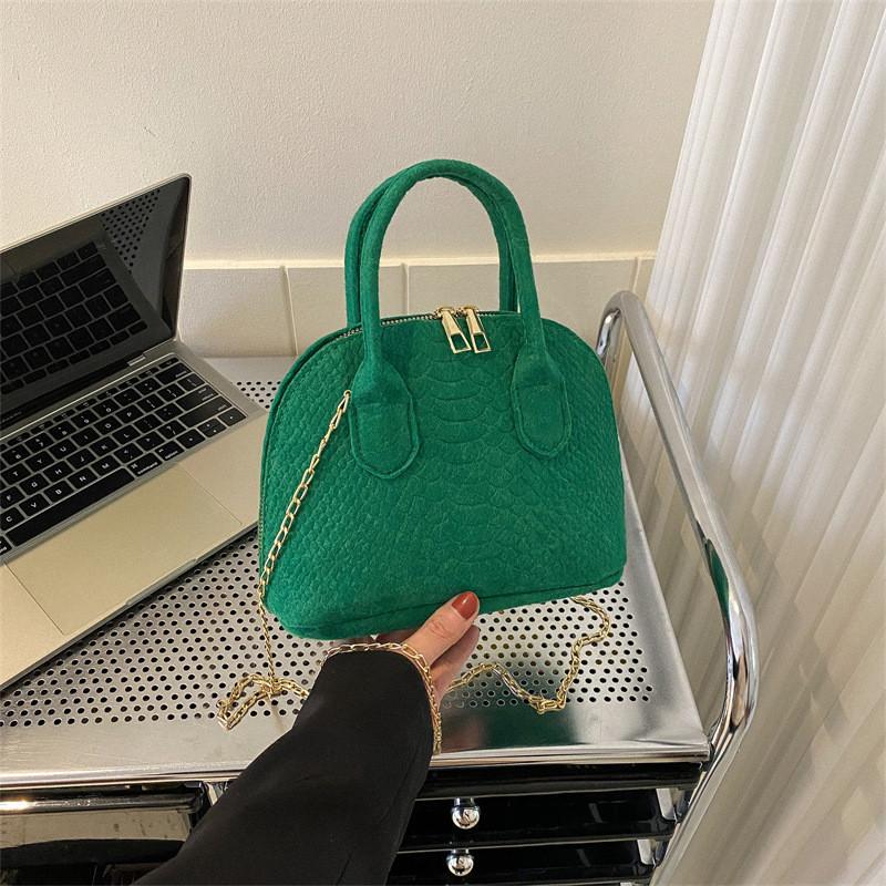 Chic And Modern 2023 Spring Korean Style Felt Fabric Shell Bag Elegant And Versatile Crossbody Bag For Women