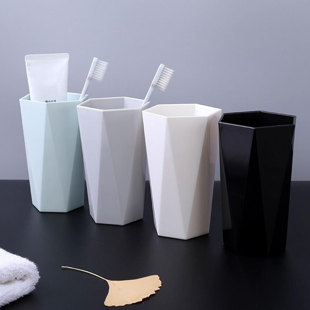 Plastic Cup Toothbrush Holder for Home Bathroom High Quality and Lightweight
