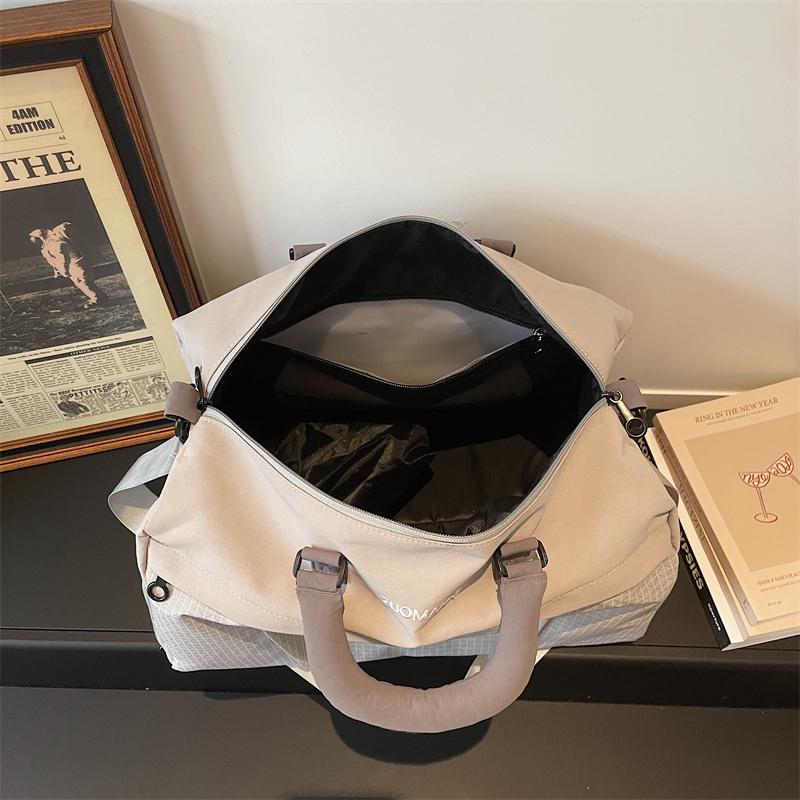 Short-Distance Travel Bag Women's Lightweight Multifunctional Crossbody Bag Sports Fitness Bag Large Capacity Storage Bag