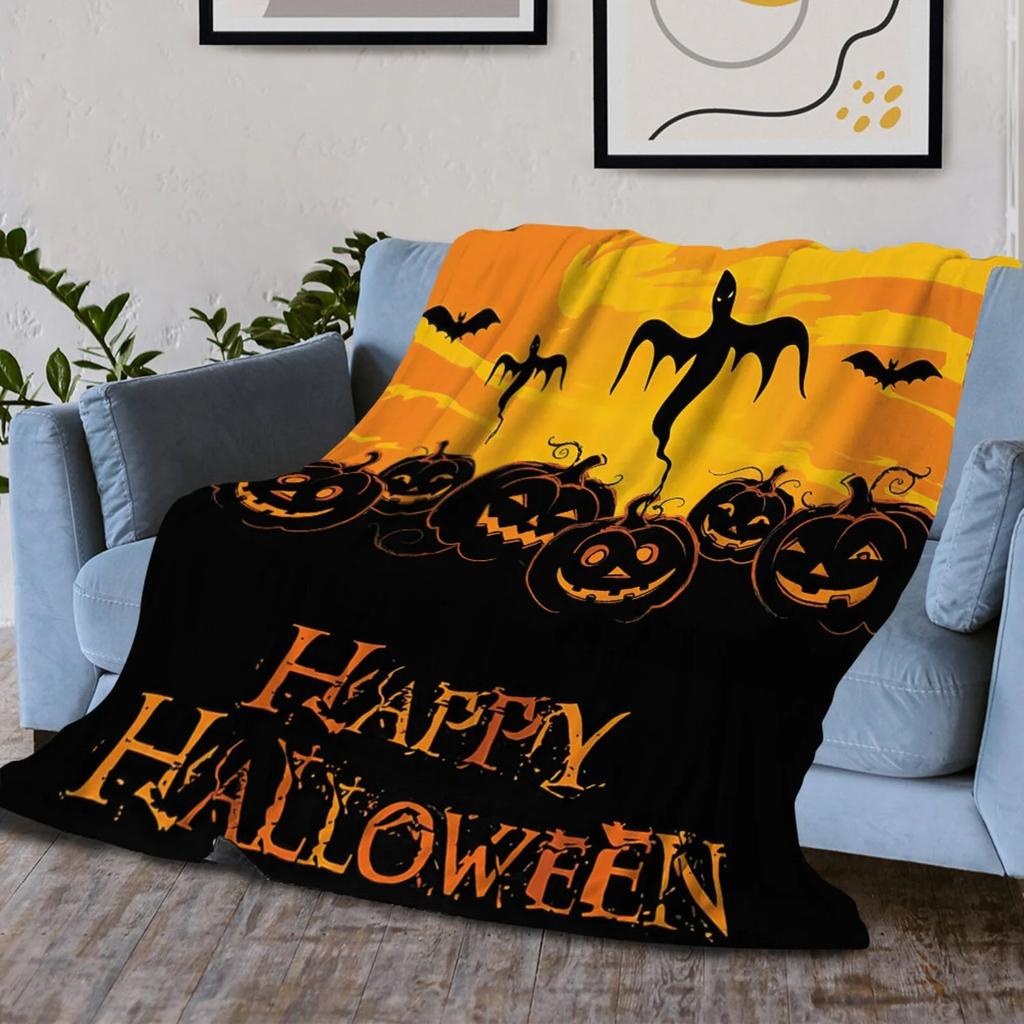 Halloween Bat Pumpkin Lantern Print Flannel Blanket Soft Warm Lightweight Cozy Fluffy Throw Blanket for Boys Girls Festival Gift