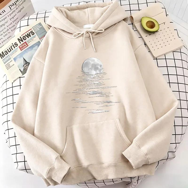 2026 Retro Moon Graphic Printed Women Hoodie Loose Soft Spring Autumn Winter Casual Sweatshirt Women Long Sleeve Pocket Pullover