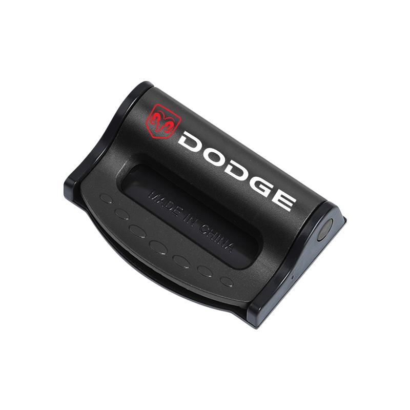 Car Seat Belts Clips Safety Adjustable Stopper Buckle Clip for Dodge Journey Caliber Challenger Charger Ram 1500 Stratus Dart Dakota Durango