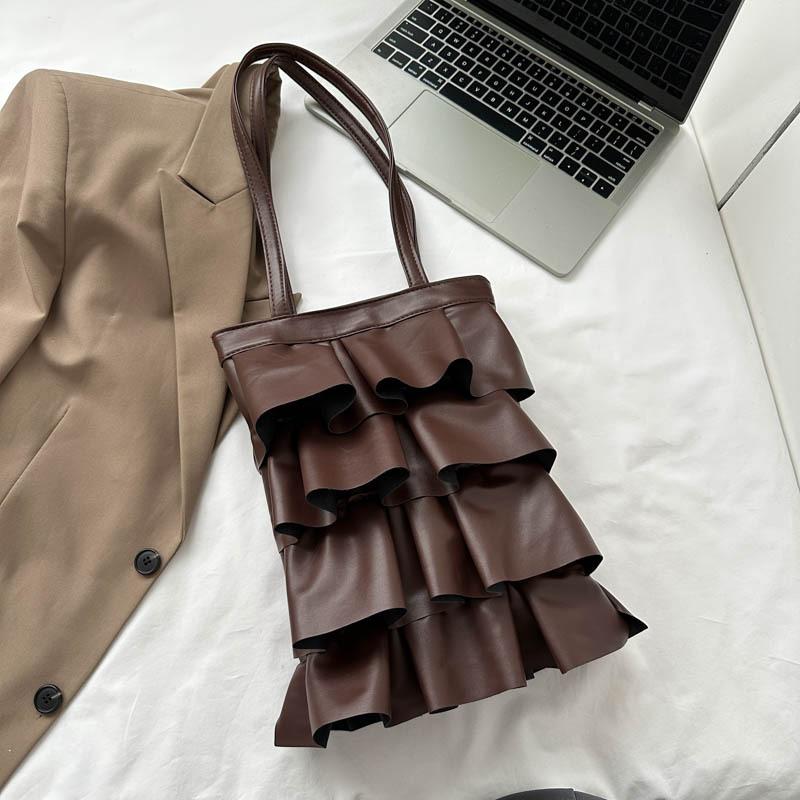 Leisure commuter shoulder bag niche foreign style bucket bag 2024 autumn new bag women's fashion simple handbag