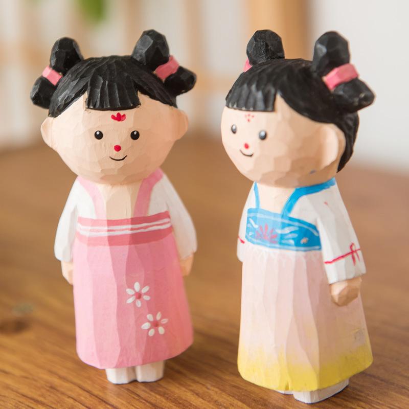 Wooden Girl Figurine - Handicraft Decorative Ornament Fancy Cute Action Anime Figures Movable Doll Toy Figurines & Miniatures
