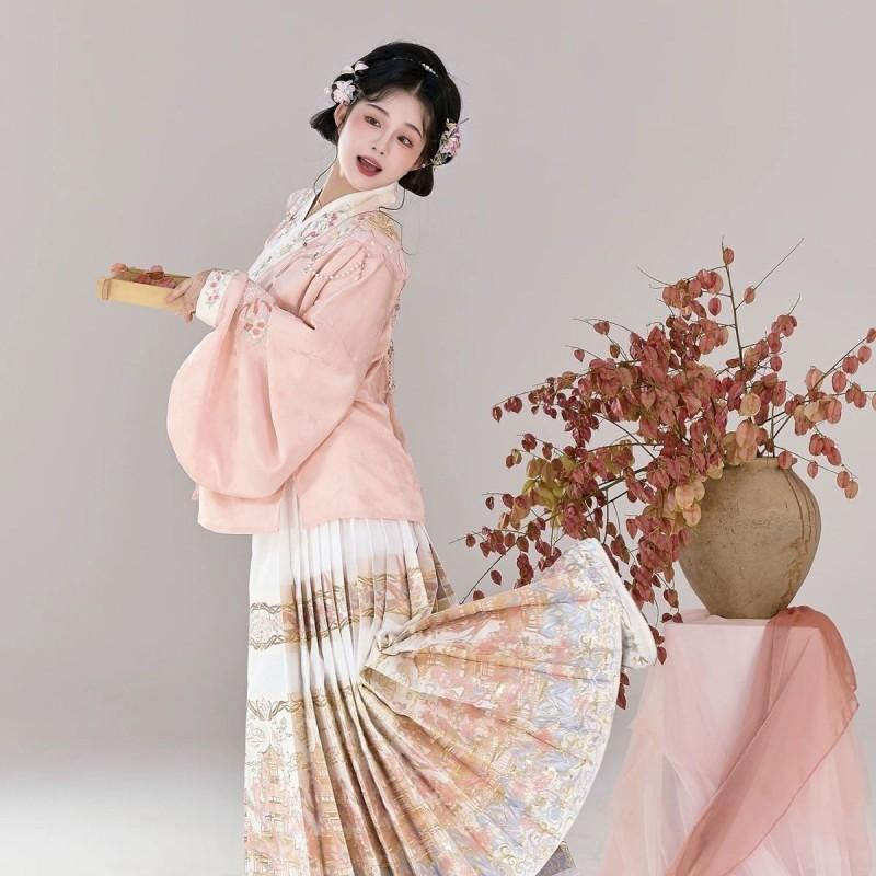 Ming Dynasty Style Hanfu Set With Pipa Sleeves Woven Gold Ma Mian Skirt Floral Brocade Embroidery Women