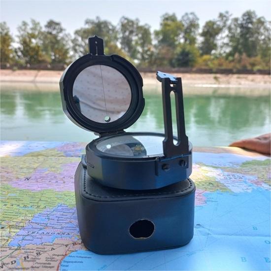 Aluminium Navigational Brunton Pocket Transit Compass With Leather Case