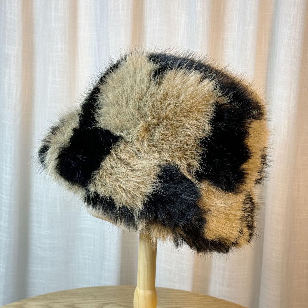 Neuer Nerzimitat Plüschhut Kuhmuster Glockenhut Winter Gesicht Klein Fischerhut Damen Warm Ohrenschutz Pelzmütze