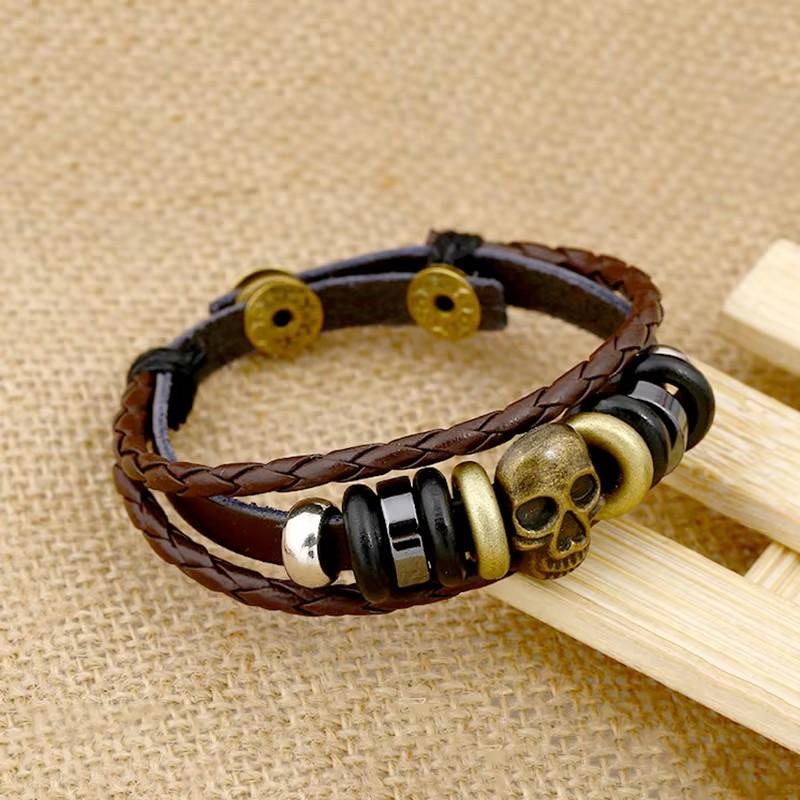 Direct Factory Sale Hand-Woven Retro Korean Style Cowhide Leather Cuff Bracelet for Men Size Adjustable Accessory