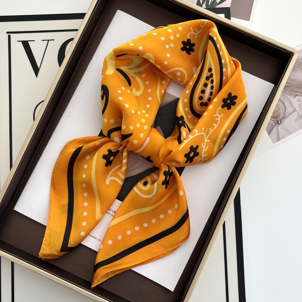 Luxury  Leopard Print Square Scarf Women'S Imitation Silk Scarf Casual Versatile Decoration Small Neck Scarf 70Cmx70Cm