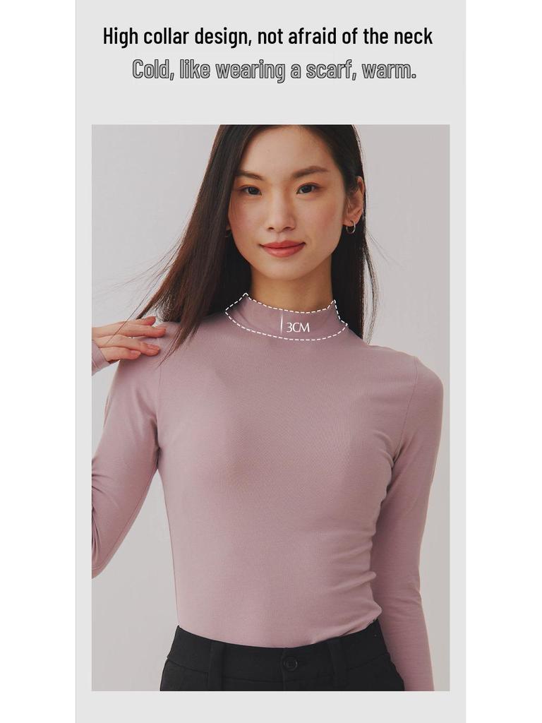 Damtröja i ren bomull, antibakteriell, smal passform, medelhög krage, borstat innerlager, basplagg för hösten.