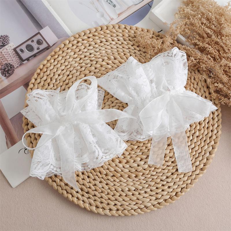 Elegant Lace Jabot Collar Detachable Hollow Design Wrist Cuffs Victorian Style Cosplay Accessory For Women Party Costume