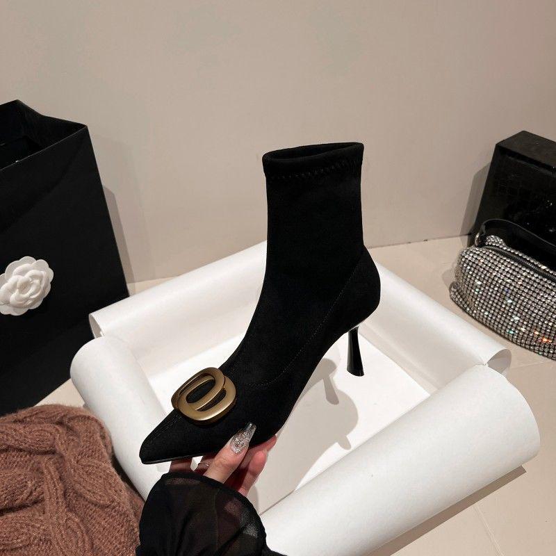 2025 Men's Knitted Stretch Stiletto Boots with Metal Buckle, Slim Fit & Versatile for Autumn/Winter.