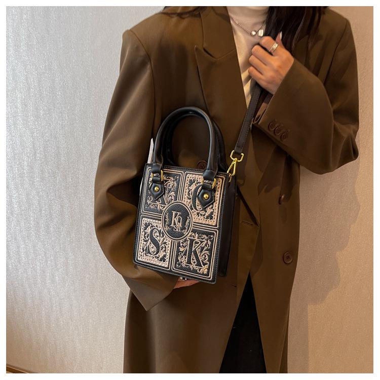 2025 Vysoce kvalitní dámská módní crossbody kabelka - Stylová taška na noty s vynikajícím designem