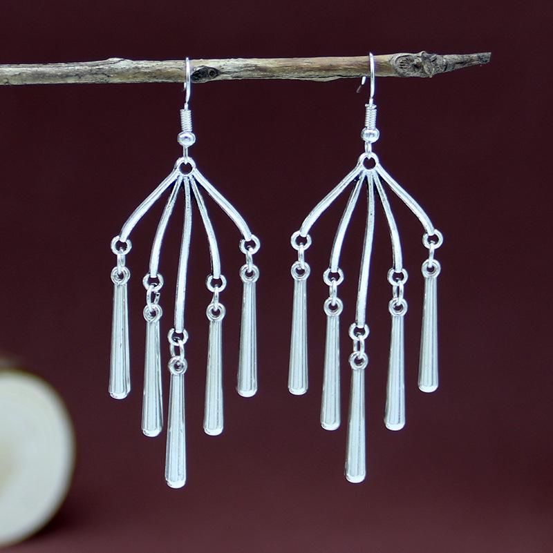 Vintage Bohemian Earrings Female Pop Versatile Fringed Earrings Minority Wind Leaf Ear Jewelry