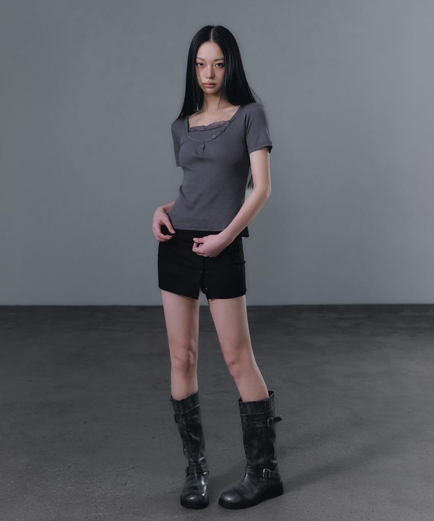 Geulouhaideu Dane Lace Button Short Sleeve T-Shirt_Charcoal