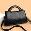 2025 Autumn Vintage Embossing Shoulder Crossbody Bags Large Capacity Leather Casual Tote Bags Travel Commuting Handbags