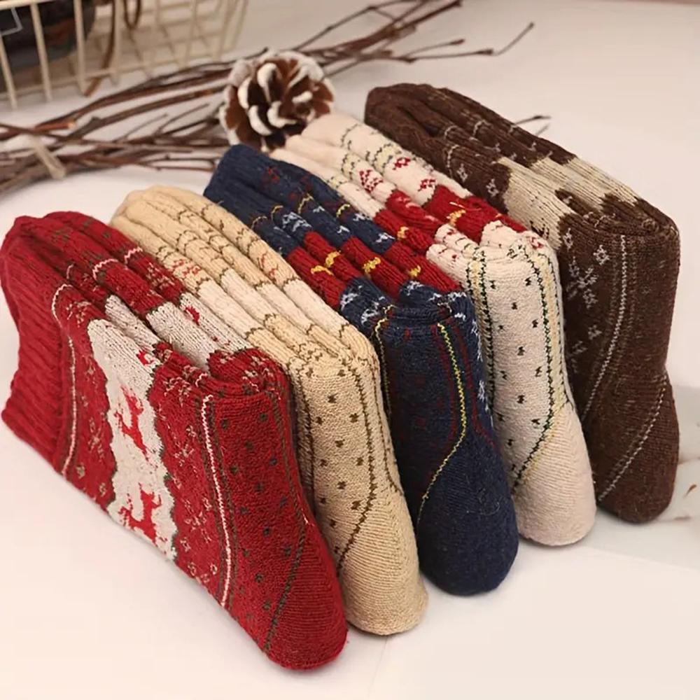 5/10 Pairs Autumn/Winter Thick Reindeer Printed Women Mid Tube Socks Warm Comfortable Suitable as Christmas Gifts Casual Socks