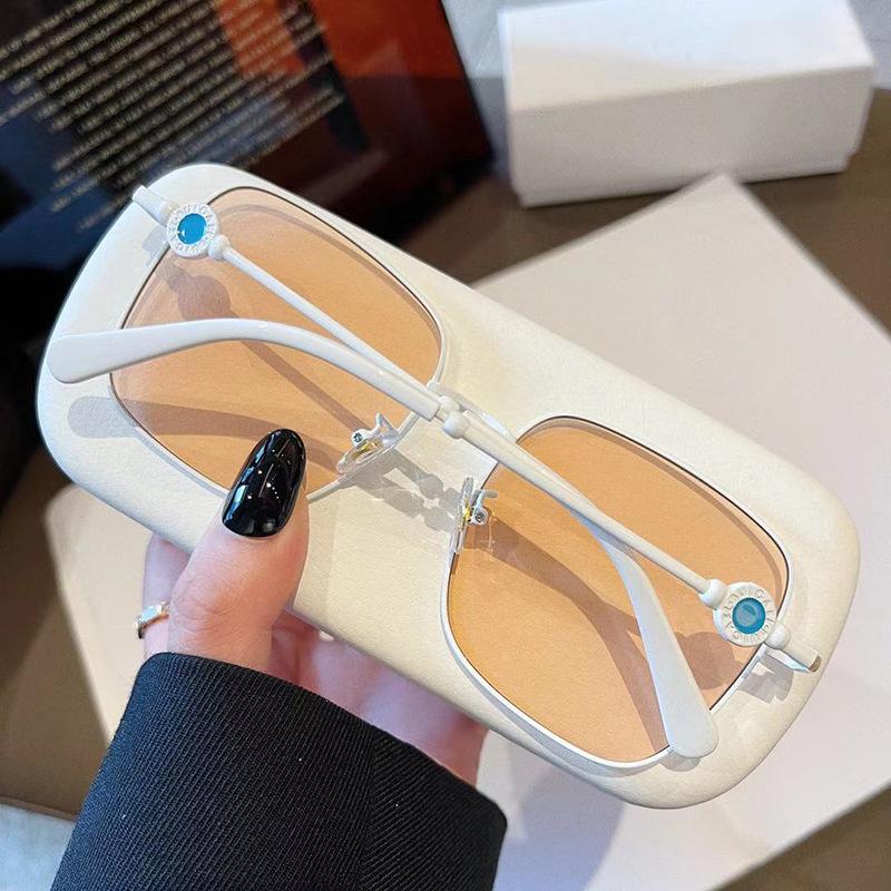 Vintage Retro Style Sunglasses Women Square Shape Uv400 Protection Men Women Glasses Alloy Frame Driving Hiking Sunglass