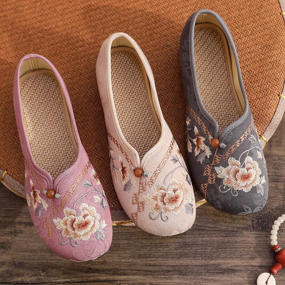Pantofi Plați Brodați Stil Etnic pentru Femei Vechiul Beijing - Retro Hanfu Talpă Moale, Respirabili.