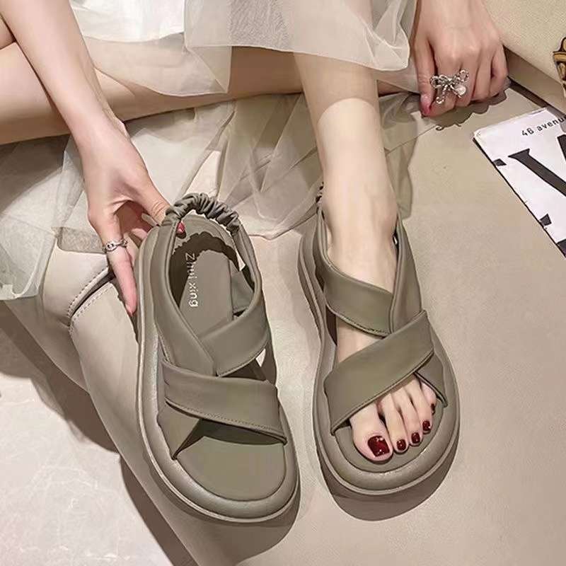 Fairy Wind Sandals Female Summer 2025 New Thick-soled Pregnant Women Large Size Casual Soft-soled Comfortable College Wind Cool Slippers