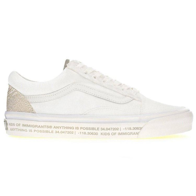 Vans Kids Of Immigrants X Old Skool 36 DX White Bandana Unisex Sneakers Marshmallow Multi-Color VN0A38G2AAR
