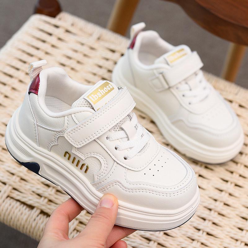 2026 Kids' Fashionable Low-Top White Shoes - Soft Sole, Casual Spring/Autumn Sneakers for Boys & Girls