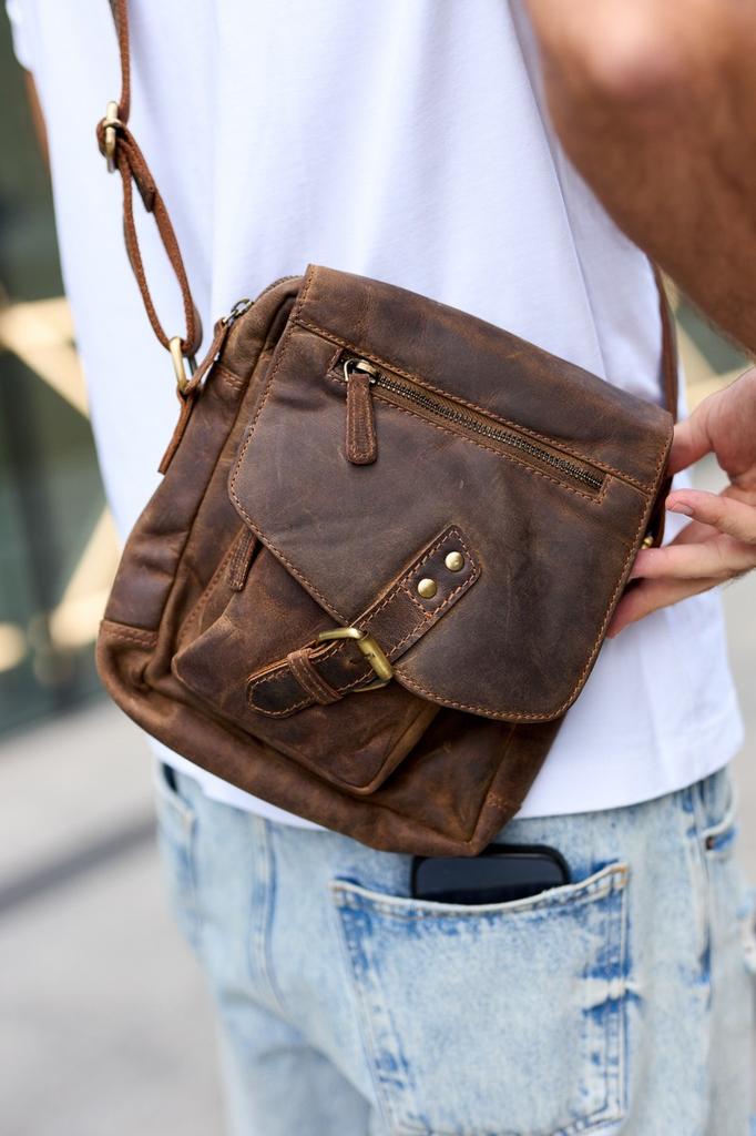 Men's Leather Shoulder Bag, Small, Elegant, Brown, Beltimore