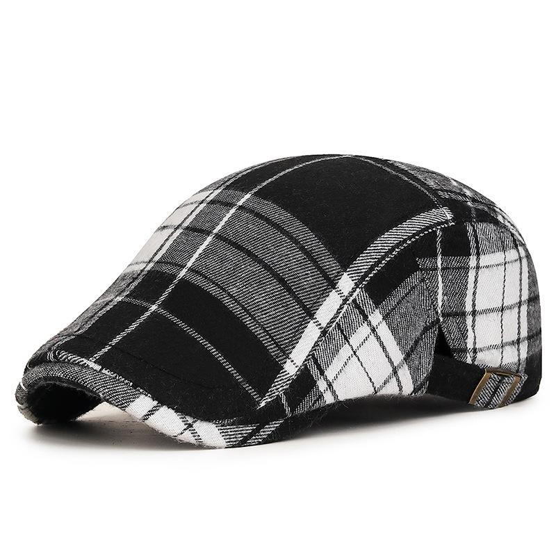 

A Japanese-style Artistic Vintage Hat with A Checkered Color Contrast A Painter s Dopamine Checkered Baseball Hat Adjustable 55-60cm