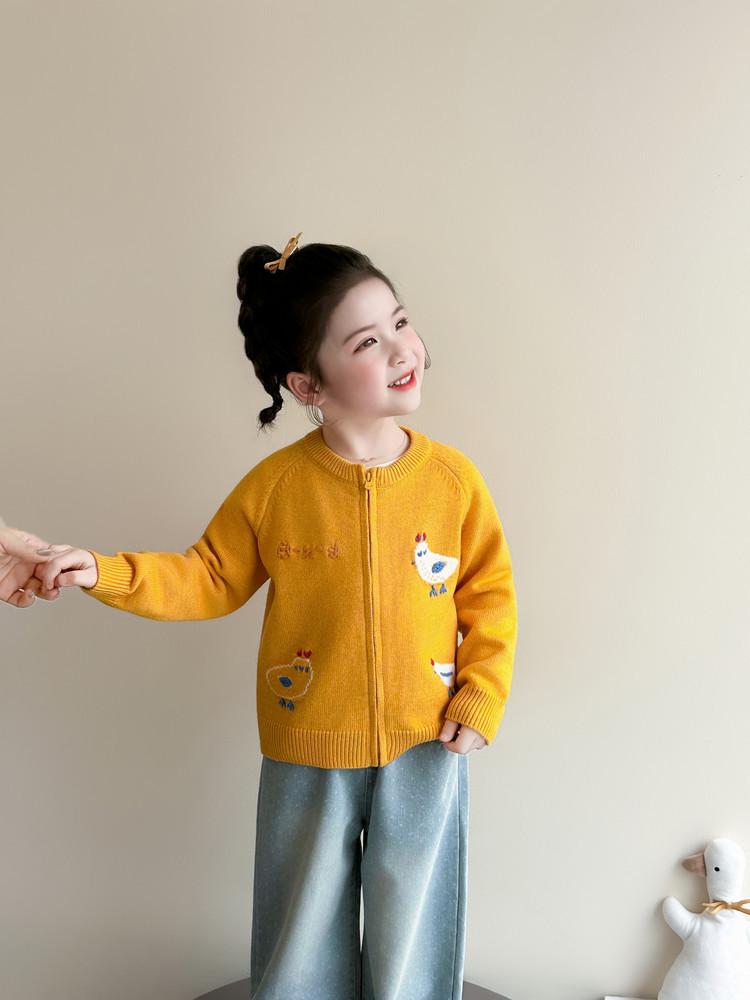 2026 Spring Korean Style Little Girls' Chicken Knit Cardigan - Stylish Cartoon Sweater
