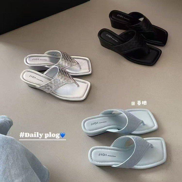 2025 Summer New Foreign Trade Women's Shoes Slope Heel Flip-flops Fashion Outer Flat Slippers Women
