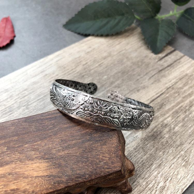 Retro Silver Bracelet, the Republic of China Nostalgic Personality Fashion Versatile Bracelet Women's Silver Accessories