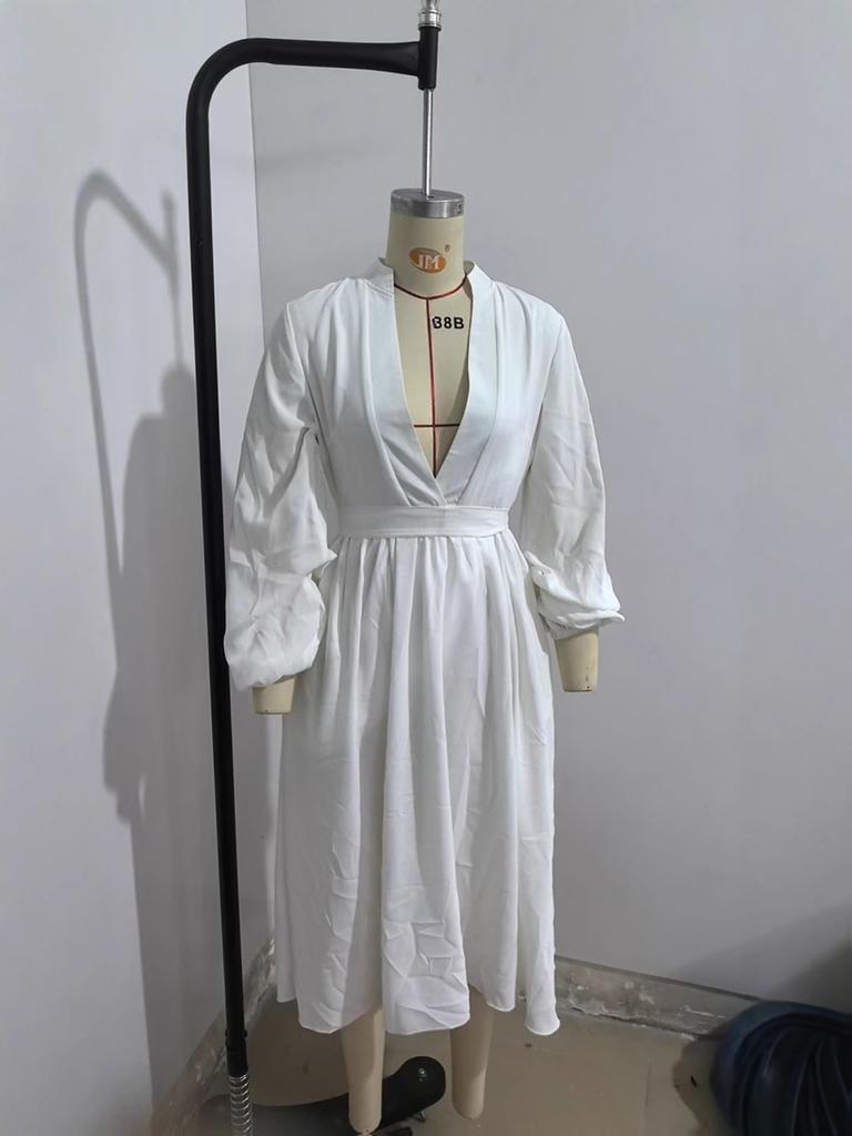Women's Long Sleeve V-Neck Solid Color Pleated Waist Belt Dress