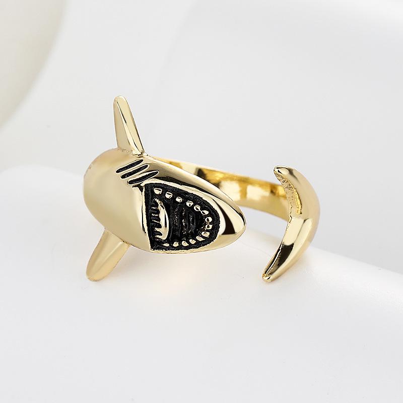 Retro Shark Open Mouth Design Ring for Women - European and American Style Adjustable Open