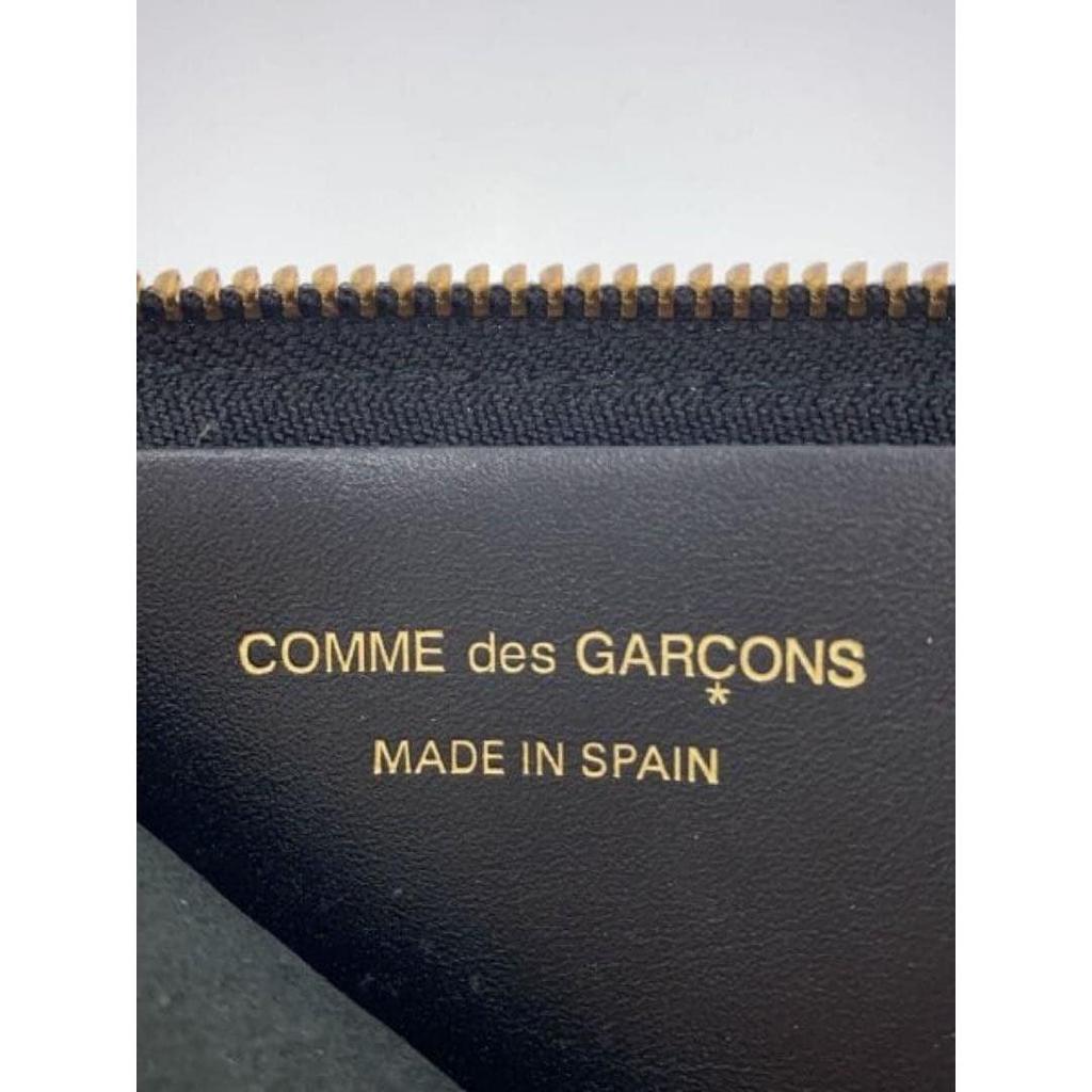 Used COMME des GARCONS L-shaped zipper coin case in excellent condition