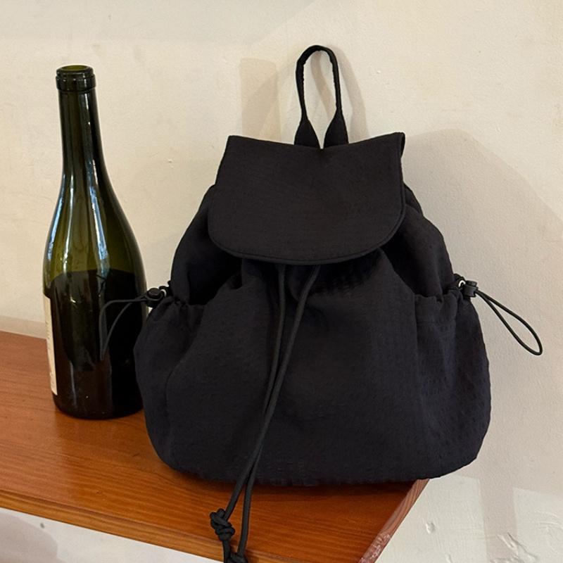 Lightweight Nyl Rucksack: Stylish Checked DesignCasual Commuter Women Cute Bag