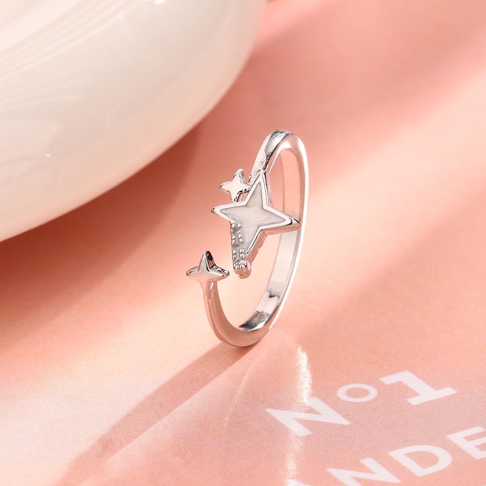 

Серьги-гвоздики в виде четырехконечной звезды, женский костюм, креативное ожерелье в виде ракушки с бриллиантами, кольцо со звездой из белого циркония и мороженого copper (white gold)