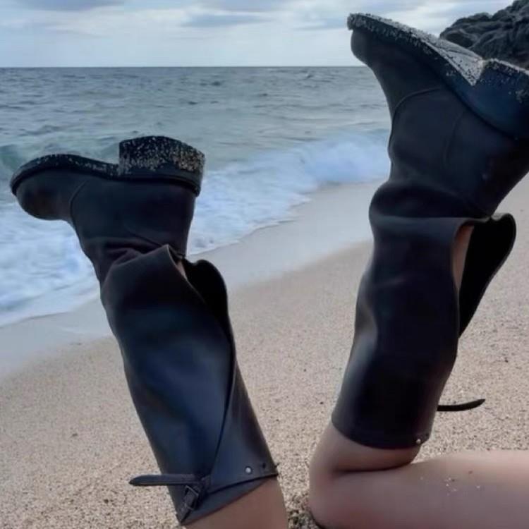 New Niche Design Leather Irregular Hollow Wear Boots Versatile Pleated Boots Women