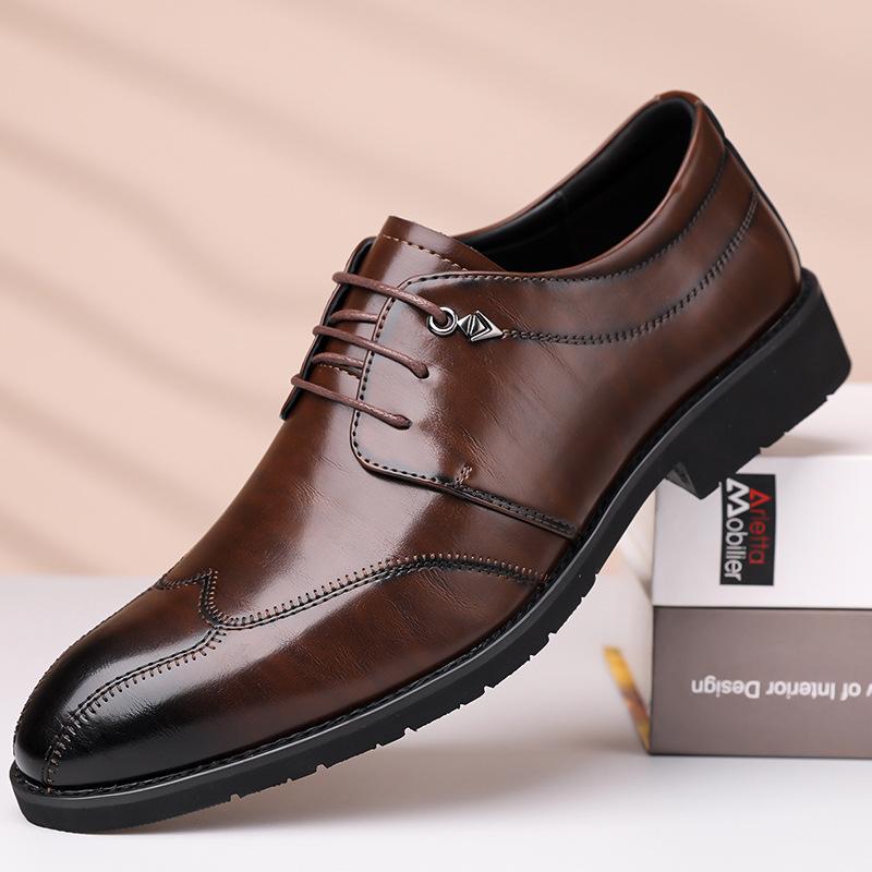 Fashion Spring Autumn New Designer Dress Shoes for Men Solid Color Lace Fashion Casual Shoes Male Business Formal Leather Shoe Man