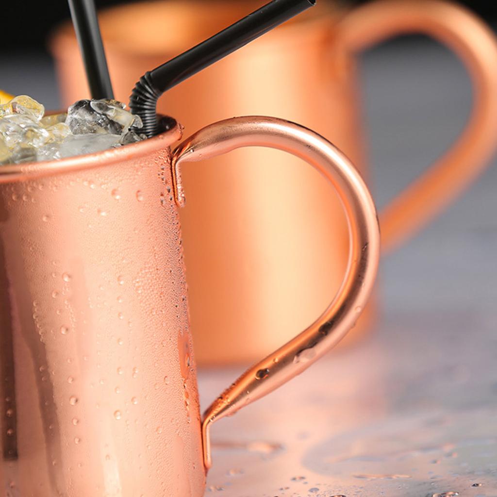 Trinkbecher aus Edelstahl Ergonomischer Griff Cocktailbecher 410 ml Fassungsvermögen Zum Servieren von Heiß- und Kaltgetränken
