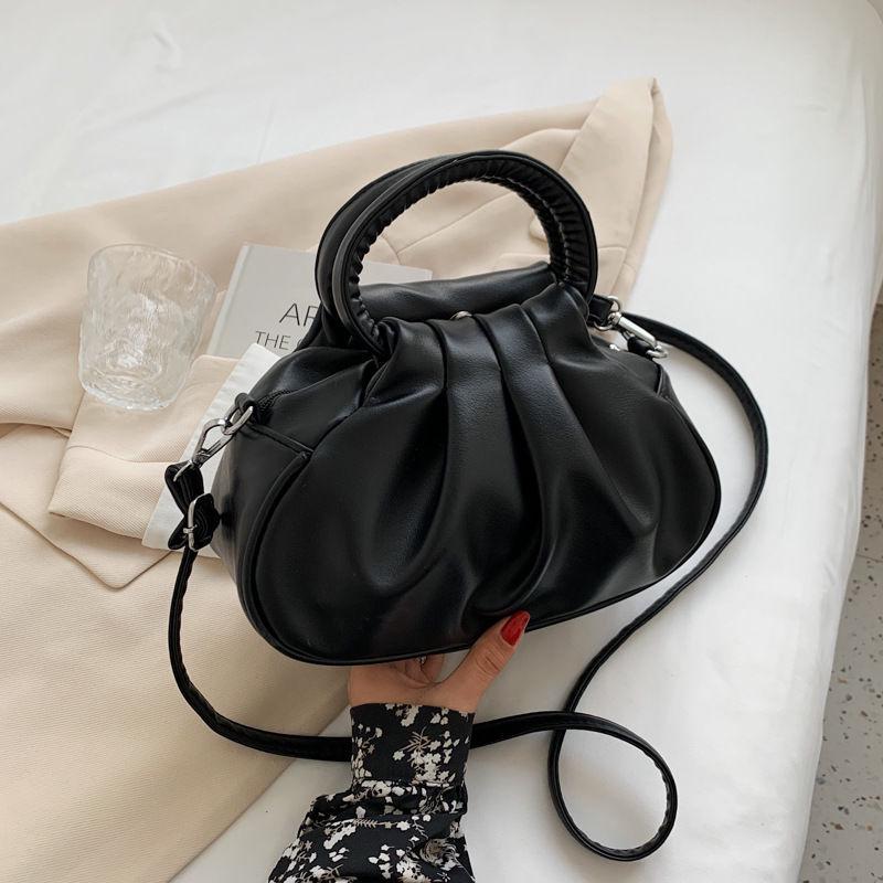 2025 Women's Versatile Retro Cloud Pleated Handbag: Underarm, Travel, Shoulder, Crossbody
