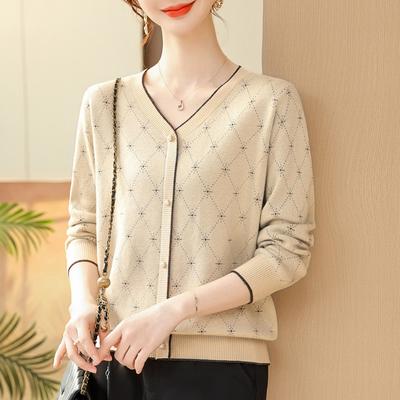 Novo Suéter Fino Solto de Tamanho Grande para Primavera e Outono para Mulheres de Meia-idade e Idosas Suéter de Moda de Outono para Mães