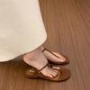 Franska vackra 3 cm små klackar Koreanska mångsidiga tåsandaler dam sommarkläder semester vid havet Romanska sandaler