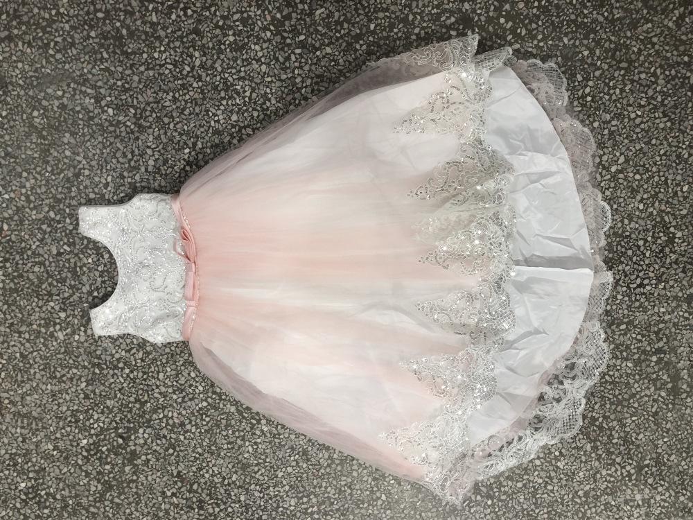 Popular All-Season Puffy Princess Dress for Girls (Ages 3-14) with Train