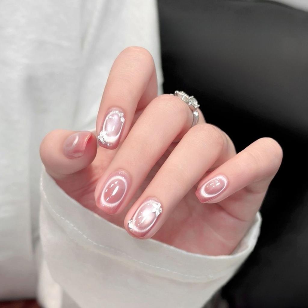 New Automatic 3D Openwork French Ombre Cat-eye Nail Stickers—perfect for Nail Salons and Nail Enthusiasts