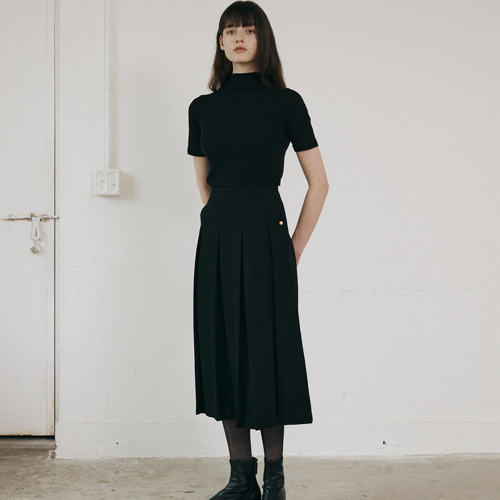 Nowood Gold Button Pleated Skirt