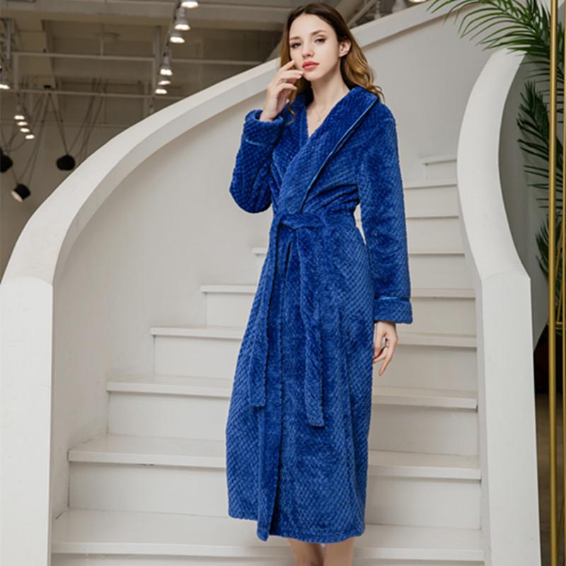 Extended Length Coral Fleece Bathrobe and Pajama Set for Men and Women - Plush, Thickened, Perfect for Winter and Autumn