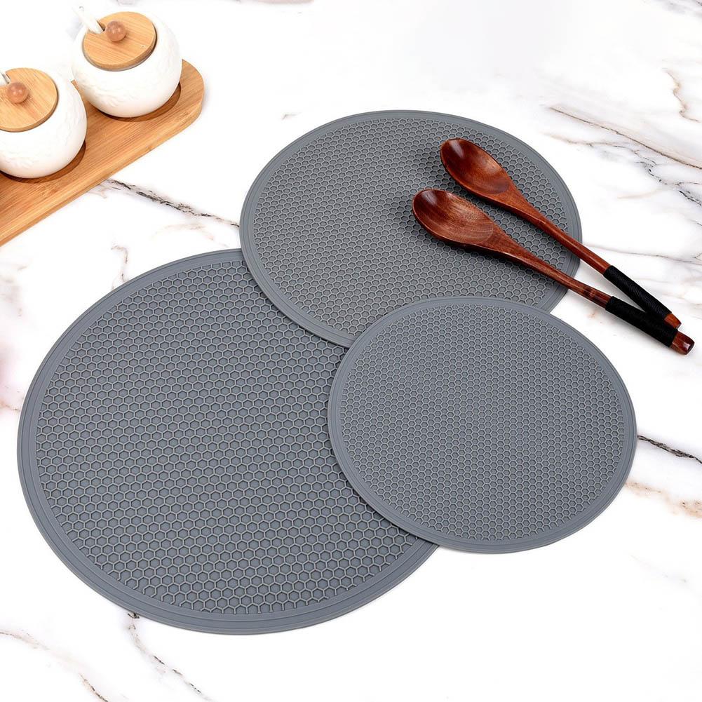 Silicone Trivet for Kitchen That Withstands High Heat While Protecting Surfaces During Meal Preparation and Serving