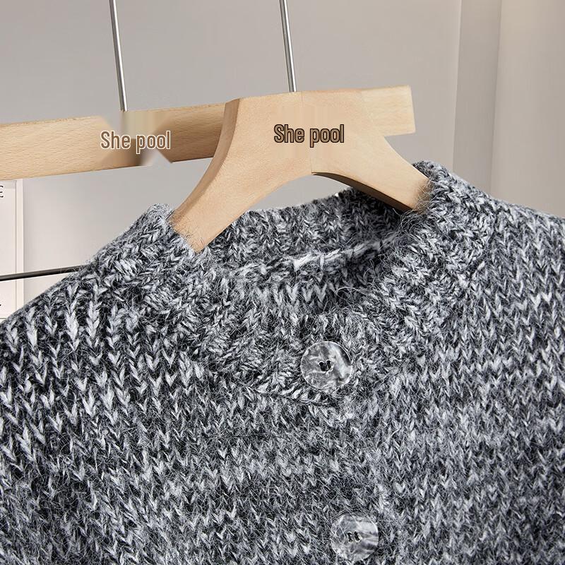 Women's Round Neck Knit Cardigan