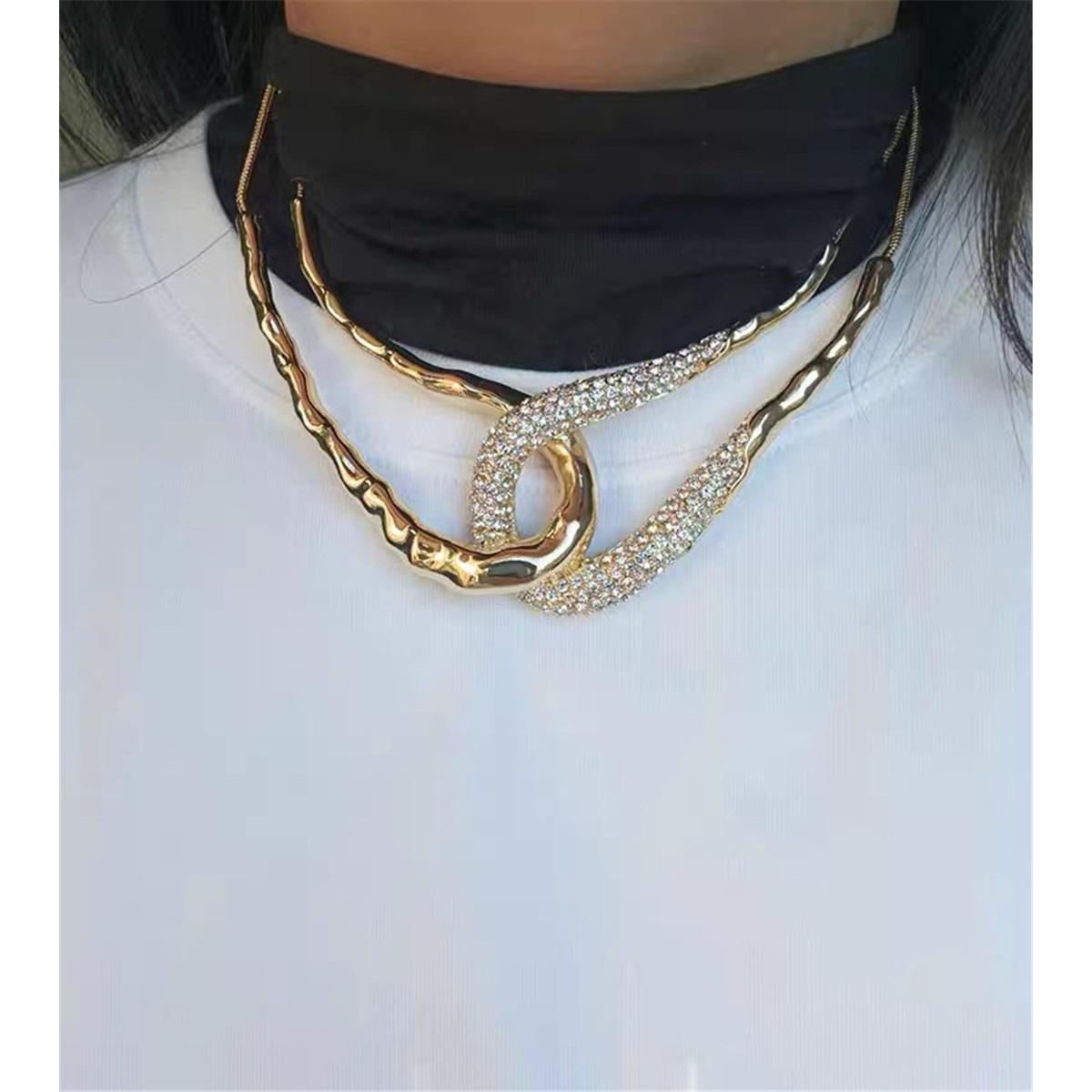 

Tooxika Преувеличенный Дизайн Личности U-образный Крест Вспышка Алмазная Сплетенная Цепочка Ожерелье Легкая Роскошь Модное Чокер золотой